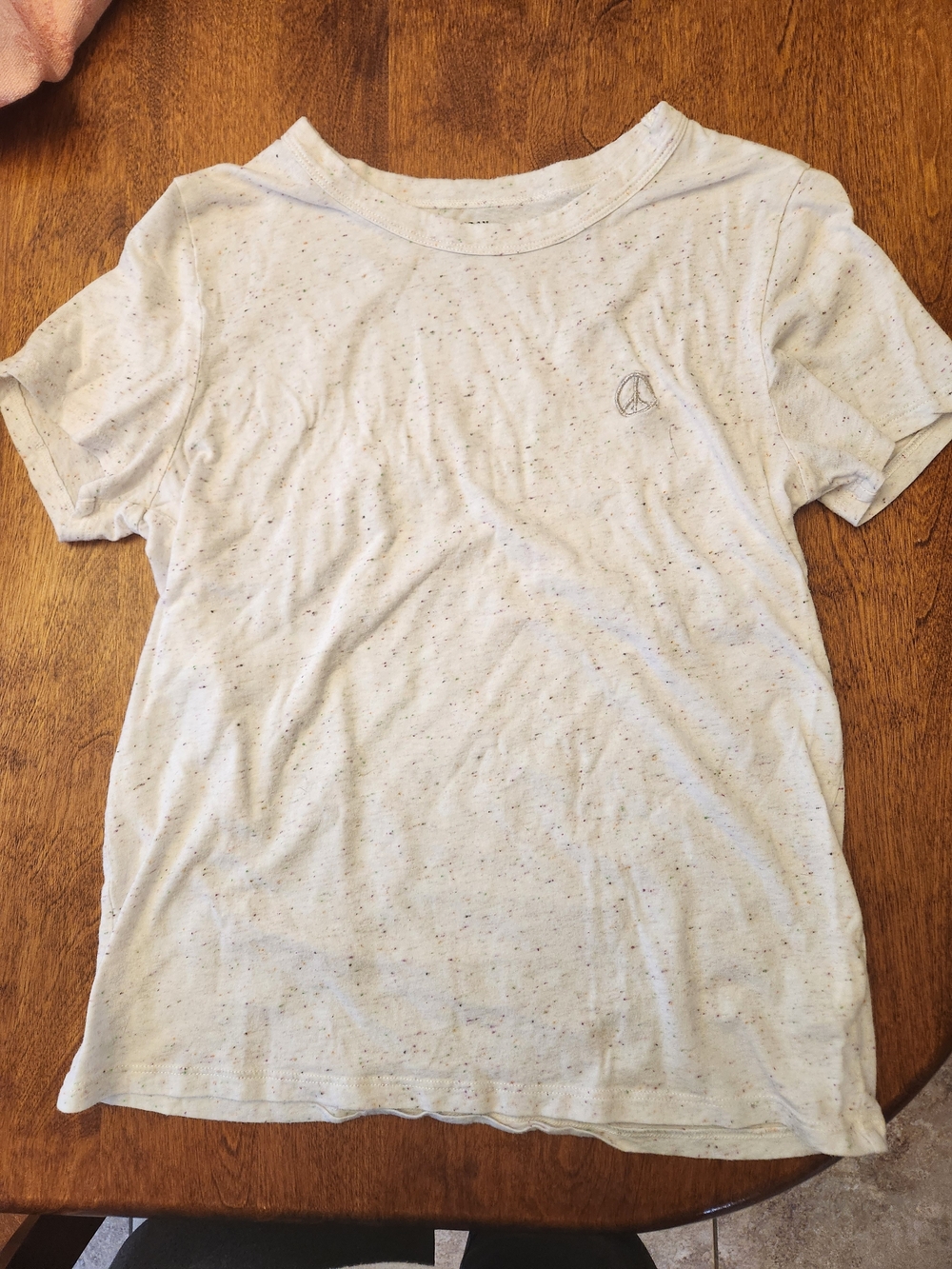 Sunday Best White Speckled Tee With Peace Sign Size Medium Guc